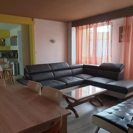 Maison Du Conteur *